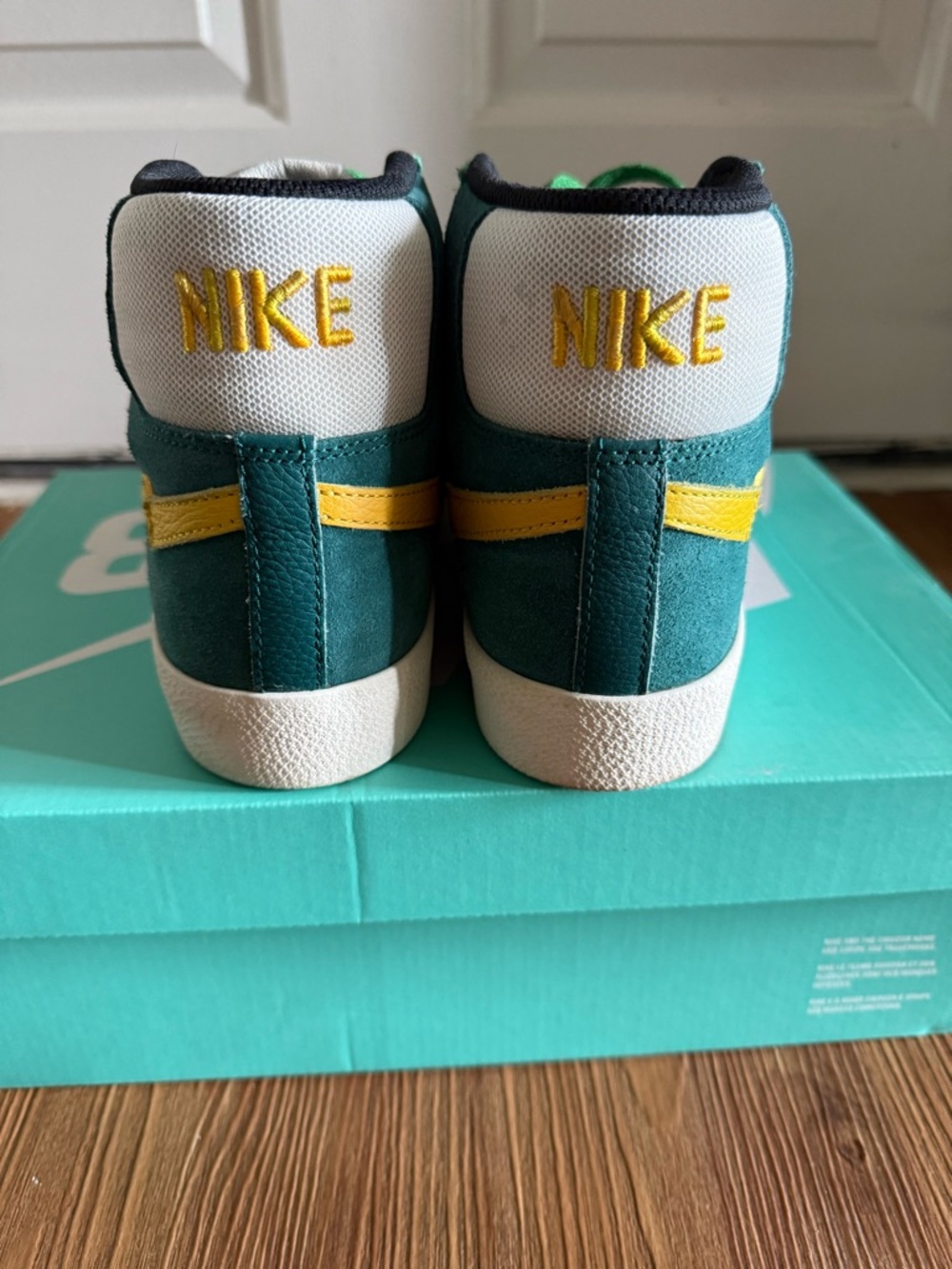 Nike Blazer Mid Green Yellow Suede Sneakers Men’s Size __ Rare Colorway - Picture 3 of 5